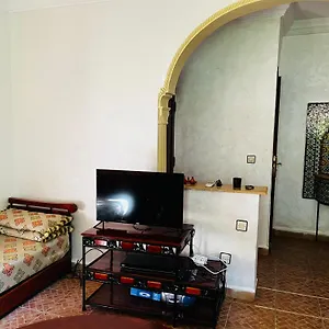 Dans Avec Piscine Appartement