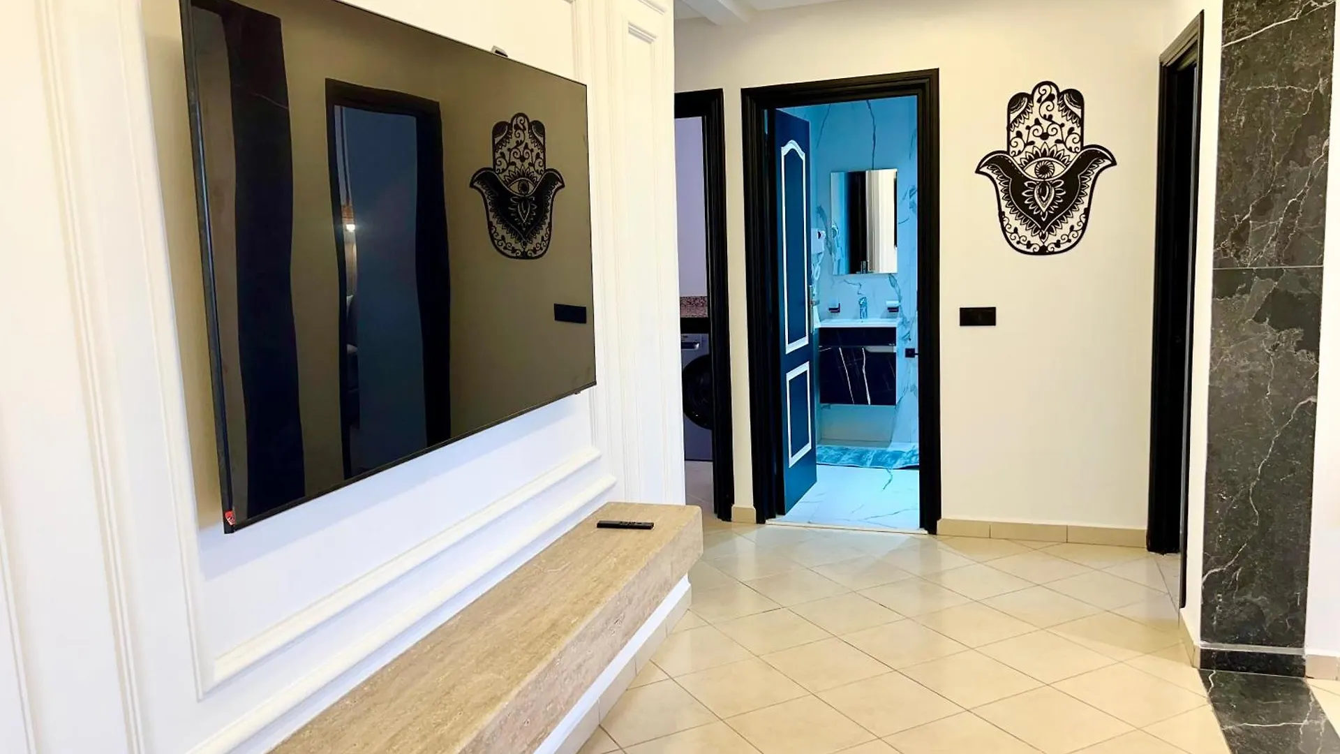 Apartment Appartement Elegant Avec Jacuzzi A Deux Pas De Gueliz Marrakesh