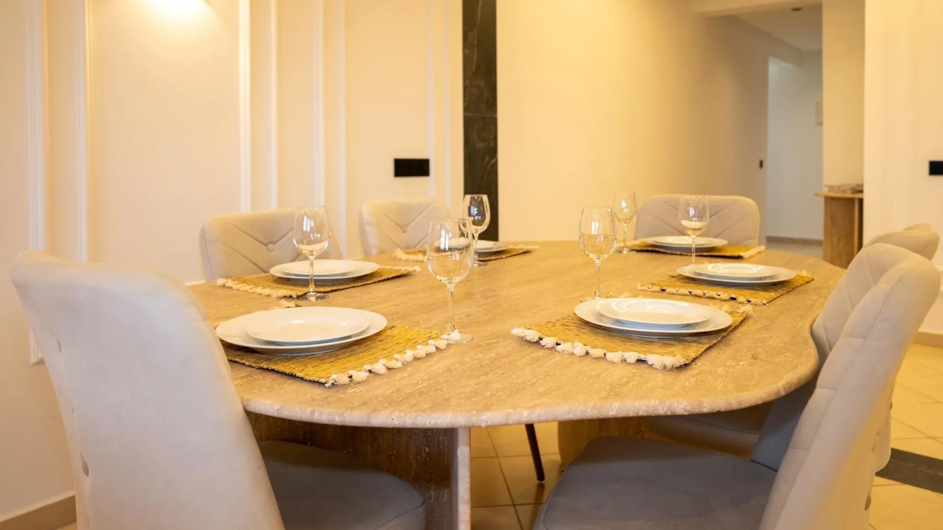 Appartement Elegant Avec Jacuzzi A Deux Pas De Gueliz Marrakesh 0*,